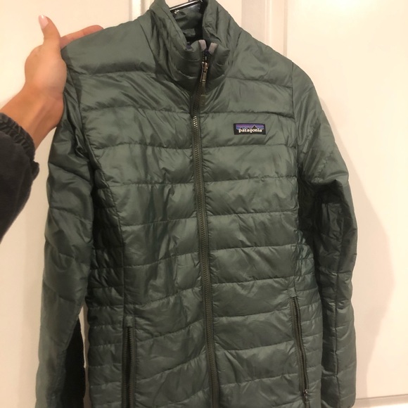 Patagonia Jackets & Blazers - “Pesto” colored down jacket